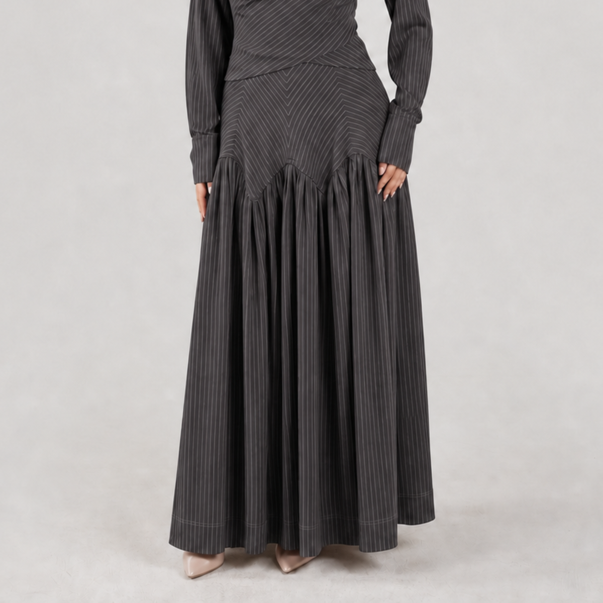 Midnight Poise Maxi Set - Dark Grey