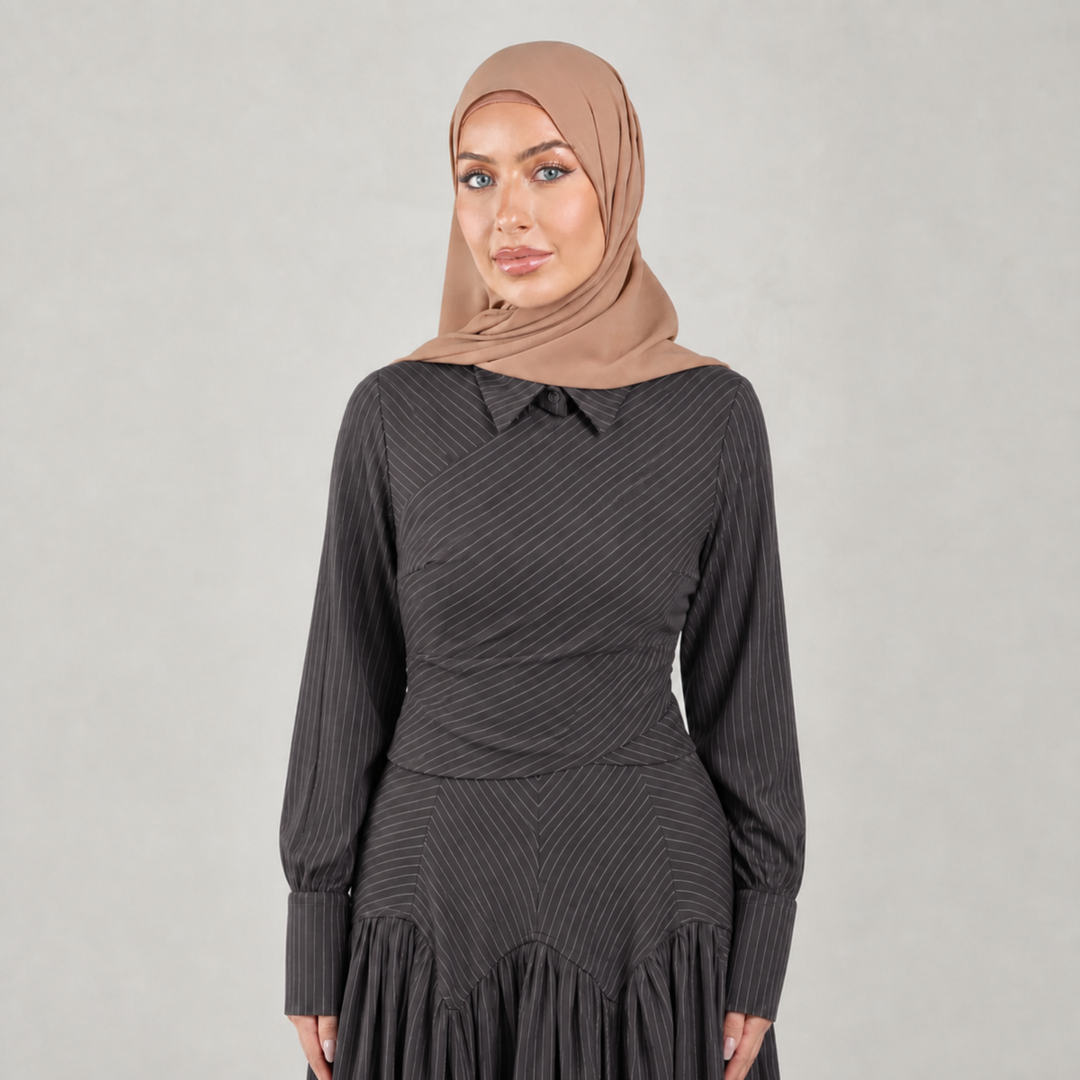Midnight Poise Maxi Set - Dark Grey