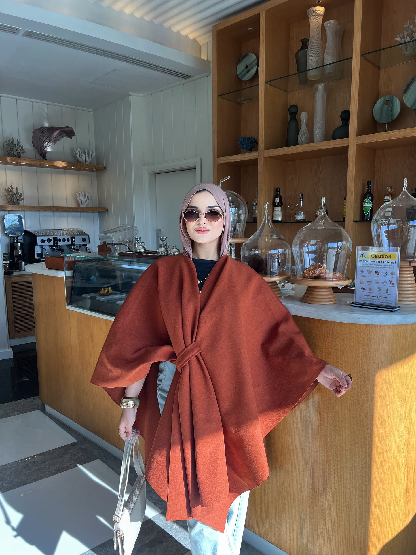 Aura Cape - amber brown