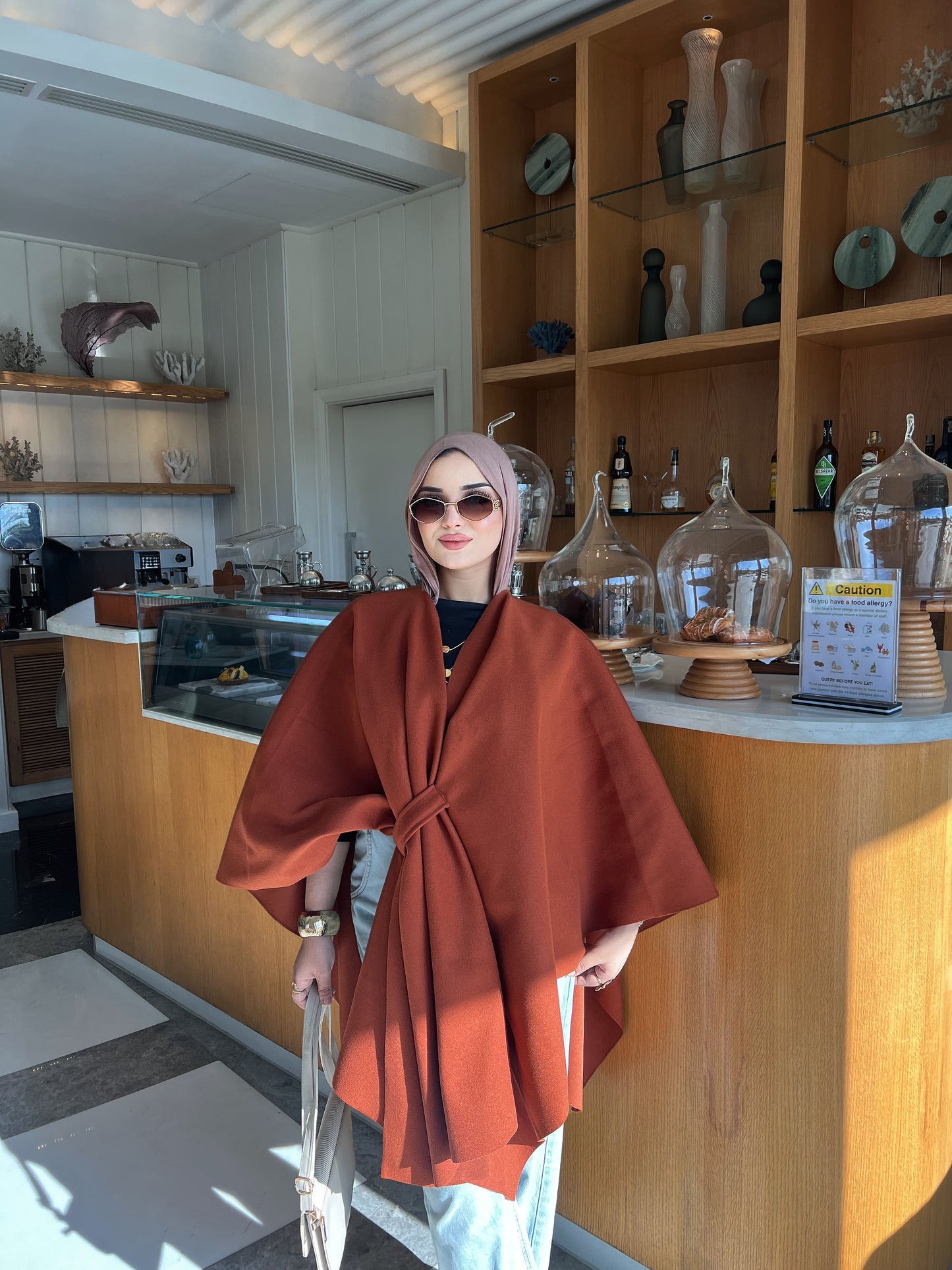 Aura Cape - amber brown