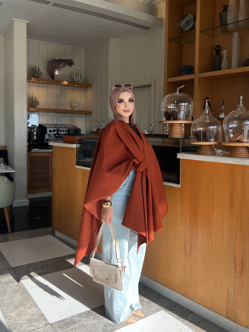 Aura Cape - amber brown